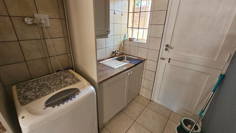 To Let 2 Bedroom Property for Rent in Die Bult North West